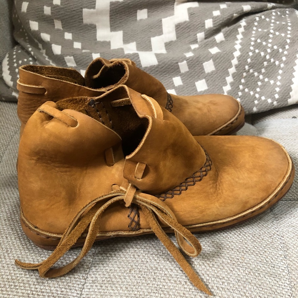 Handmade women’s moccasins size 8